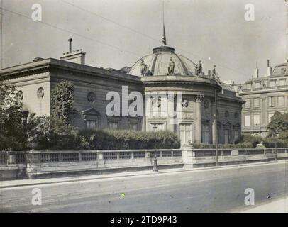 Parigi (VII arr.), Francia il Palazzo della Legione d'Onore o Hôtel de Salm, quai Anatole France, HD, Art, prima guerra mondiale, habitat, architettura, Statua, esiste in alta definizione, scultura, banchina, residenza privata, Cupola, cupola, decorazioni, decorazioni scolpite, palazzo, castello, Francia, Parigi, Palazzo della Legione d'Onore, Arrondissement VII, 09/08/1923-09/08/1923, Léon, Auguste, fotografo, Autochrome, foto, vetro, Autochrome, foto, positivo, orizzontale, dimensioni 9 x 12 cm Foto Stock