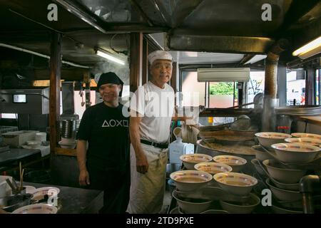 Kurume, Giappone; 1 ottobre 2023: Il negozio Maruboshi Ramen è uno dei più famosi ristoranti di ramen di Fukuoka. Foto Stock