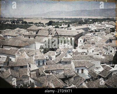 Cordoba, Spagna, Housing, architettura, tetto, campanile, Panorama del centro urbano, Spagna, Cordoba, Panorama tratto dal campanile della Cattedrale (sullo sfondo la Sierra Morena), Cordoue, 19/06/1914 - 22/06/1914, Léon, Auguste, fotografo, 1914 - Espagne, Spagna, Europa - Auguste Léon - (15 luglio-4 luglio), Autochrome, Photo, Glass, Autochrome, foto, positiva Foto Stock