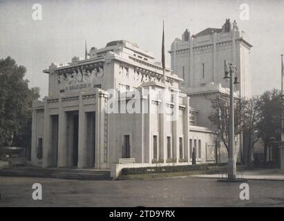 Parigi (8° arrondissement), Francia Mostra delle arti decorative, Padiglione del Belgio, Arte, iscrizione, informazioni, habitat, architettura, lampione, lampione, torre, scultura, portico, arti decorative, iscrizione architettonica, esposizione, mostra di arti decorative, decorazioni scolpite, fregio, bandiera, architettura effimera, EAD - le Padiglione del Belgio - Sette 1925 Francia, Parigi, Mostra delle Arti Decorative, le Pavon de la Belgique, Arrondissement VIII, Belgique [in connessione con], 29/09/1925 - 29/09/1925, Léon, Auguste, fotografo, 1925 - Exposition internationale des Arts Foto Stock