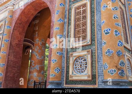 La tomba di Re tu Duc (nota anche come Khiem Lang) è una reliquia storica nel complesso dei monumenti di Hue. (Foto CTK/Ondrej Zaruba) Foto Stock