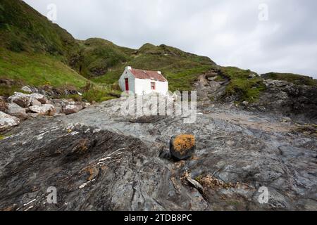 Cottage dei pescatori a Niarbyl. Isola di Man, Regno Unito. Foto Stock