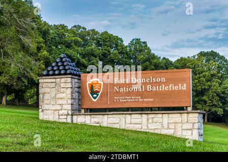 Il cartello d'ingresso per il campo di battaglia nazionale di Fort Donelson a dover, Tennessee. Foto Stock