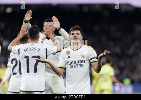 Madrid, Spagna. 18 dicembre 2023. Stadio Santiago Bernabeu MADRID, SPAGNA - 17 DICEMBRE: Brahim Díaz del Real Madrid celebra un gol durante la partita di la liga 2023/24 tra Real Madrid e Villarreal allo stadio Santiago Bernabeu. (Foto di Guillermo Martinez) GM (Guillermo Martinez/SPP) credito: SPP Sport Press Photo. /Alamy Live News Foto Stock