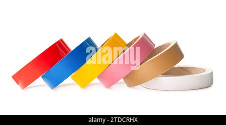 Il set di nastro adesivo multicolore in vinile o tessuto è isolato su sfondo bianco con percorso di ritaglio. Foto Stock