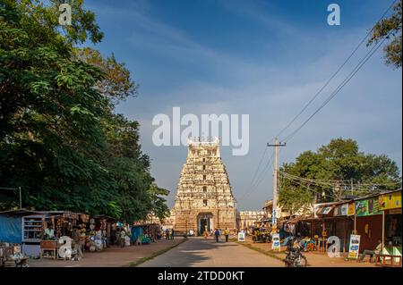 09 30 2009 Vintage Old Gopuram of Ranganathaswamy Temple in IX secolo Vaishnavite Santuari Srirangapatna | vicino a Mysore Karnataka INDIA Asia. Foto Stock