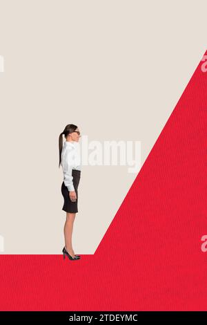 Poster creativo verticale collage di foto in piedi felice fiducioso giovane imprenditrice commercialista assistente broker successo bancario Foto Stock