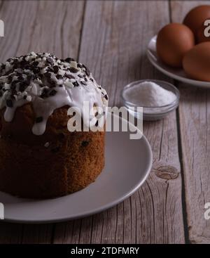 fotografia, kulich, tradizione, torta di pasqua, pasqua, dessert, fatto in casa, festività, uovo, festeggiamenti, coltura, zucchero, ricetta, nutrizione, mangiare, pasto, cl Foto Stock