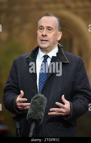 Londra, Inghilterra, Regno Unito. 18 dicembre 2023. Il ministro dell'energia Lord MARTIN CALLANAN viene visto durante il giro mattutino dei media a Westminster. (Immagine di credito: © Thomas Krych/ZUMA Press Wire) SOLO USO EDITORIALE! Non per USO commerciale! Foto Stock