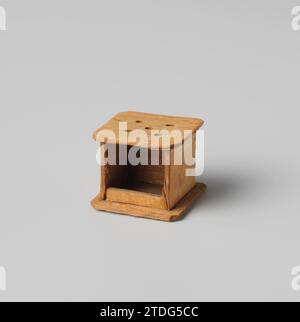 Stufato, rettangolare, a cinque fori, anonimo, c. 1750 - c. 1800 stufato di faggio, rettangolare, con cinque fori in alto; il retro di pino. Amsterdam (forse) faggio (legno). pino (legno) stufato di faggio, rettangolare, con cinque fori nella parte superiore; la parte posteriore del pino. Amsterdam (forse) faggio (legno). pino (legno) Foto Stock