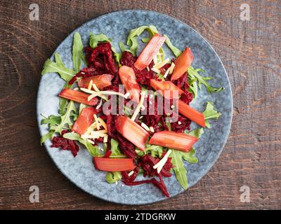 Insalata di barbabietole e rabarbaro Foto Stock
