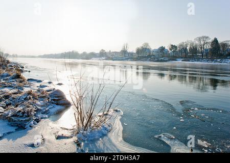 Inverno sull'Elba, tra Dresda Blasewitz e Loschwitz Foto Stock