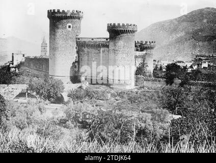 11/30/1912. Il castello di Rocca Pia, a Tivoli. Il famoso edificio ordinato da Papa Pio II, e contro la cui vendita per 50.000 franchi, concordata dal governo italiano, il Consiglio comunale ha vigorosamente protestato, chiedendo che il castello fosse dichiarato monumento nazionale. Crediti: Album / Archivo ABC / Charles Abeniacar Foto Stock