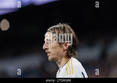 Madrid, Spagna. 17 dicembre 2023. Luka Modric del Real Madrid visto durante la partita di la Liga del 2023-24 tra Real Madrid e Villarreal allo stadio Santiago Bernabeu. Punteggio finale; Real Madrid 4:1 Villarreal. Credito: SOPA Images Limited/Alamy Live News Foto Stock