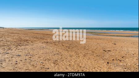 Scenario a Juno Beach tra Courseulles e Saint-Aubin-sur-Mer, una delle cinque aree dell'invasione alleata della Francia occupata dai tedeschi Foto Stock