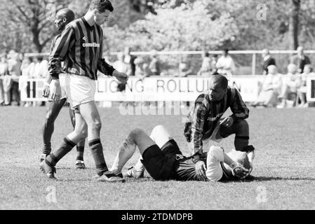 Football, Ripperda - RCH, 27-04-1996, Whizgle News from the Past, su misura per il futuro. Esplora le narrazioni storiche, l'immagine dell'agenzia olandese olandese con una prospettiva moderna, colmando il divario tra gli eventi di ieri e quelli di domani. Un viaggio senza tempo che delinea le storie che plasmano il nostro futuro Foto Stock