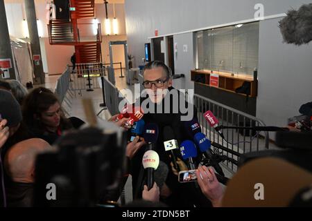 Francia. 19 dicembre 2023. © Quentin reix/PHOTOPQR/ECHO REPUBLICAIN ; ; 19/12/2023 ; dernier jour Proces de Monique Olivier 19/12/2023 foto : Quentin Reix Richard Delgenes verdetto del processo di Monique Olivier, ex moglie del serial killer MichelFourniret, presso il tribunale assize di Nanterre, sobborgo di Parigi, il 19 dicembre 2023. Credito: MAXPPP/Alamy Live News Foto Stock