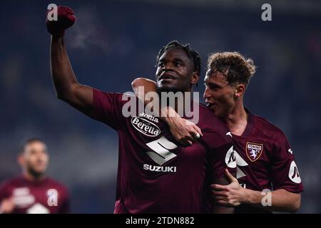 Duvan Zapata (Torino FC) festeggia dopo aver segnato con Mergim Vojvoda (Torino FC) durante la partita di serie A tra Torino FC e Empoli FC at Foto Stock