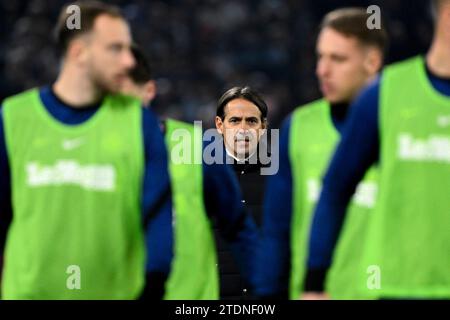 Simone Inzaghi allenatore del FC Internazionale durante la partita di serie A tra SS Lazio e FC Internazionale allo stadio Olimpico di Roma, 17 dicembre 2023. Foto Stock