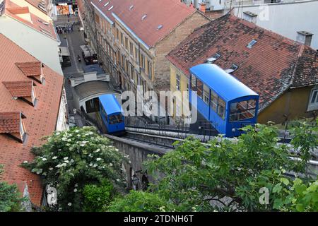 Funicolare di Zagabria, la funicolare più breve del mondo. La linea mtr 66 va da via Tomićeva alla passeggiata di Strossmayer, città vecchia di Zagabria, Croazia Foto Stock