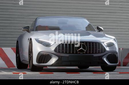 Mercedes-AMG SL: Stile sportivo, tetto in tessuto morbido, prestazioni elevate, comfort di lusso e massima praticità quotidiana. Foto Stock