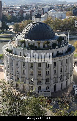 L'edificio dell'impresa di approvvigionamento idrico a Skopje, Macedonia Foto Stock