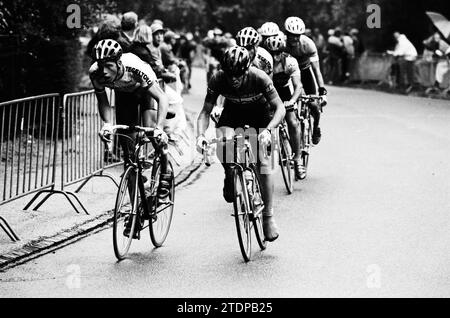 Cycling Tour, Kopje van Bloemendaal, Bloemendaal, 01-07-1997, Whizgle News from the Past, su misura per il futuro. Esplora le narrazioni storiche, l'immagine dell'agenzia olandese olandese con una prospettiva moderna, colmando il divario tra gli eventi di ieri e quelli di domani. Un viaggio senza tempo che delinea le storie che plasmano il nostro futuro Foto Stock