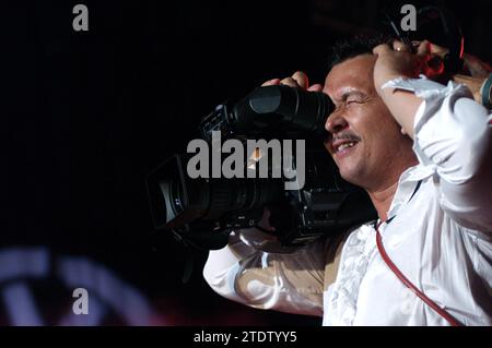 Milano Italia 2002-06-20: Belli Paolo durante il concerto dal vivo al giro l'Europa Tour in Piazza Santo Stefano Foto Stock