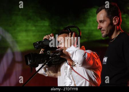 Milano Italia 2002-06-20: Belli Paolo durante il concerto dal vivo al giro l'Europa Tour in Piazza Santo Stefano Foto Stock