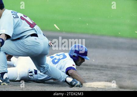 Baseball, Italia - USA, 05-08-2000, Whizgle News from the Past, su misura per il futuro. Esplora le narrazioni storiche, l'immagine dell'agenzia olandese olandese con una prospettiva moderna, colmando il divario tra gli eventi di ieri e quelli di domani. Un viaggio senza tempo che delinea le storie che plasmano il nostro futuro Foto Stock