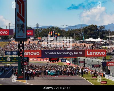 Suzuka Grand Prix Circuit, 20 dicembre 2023: Griglia di partenza nel giorno di gara durante il Gran Premio di Formula 1 del Giappone 2023. Foto Stock