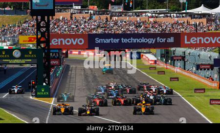 Suzuka Grand Prix Circuit, 20 dicembre 2023: Inizio gara giro 1 durante il Gran Premio di Formula 1 del Giappone 2023. Foto Stock