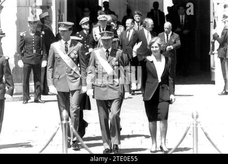 Madrid. 06/01/1993. 1993 Armed Forces Day Parade a Madrid, presieduta dalle loro Maestri il Re e la Regina di Spagna e la loro altezza reale il Principe Felipe. Crediti: Album / Archivo ABC / Miguel Berrocal Foto Stock