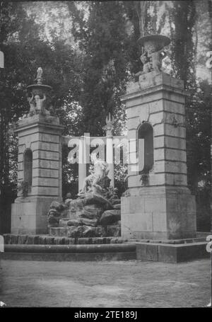 12/31/1927. Aspetto laterale della fontana Apollo nei Jardines del Príncipe, Aranjuez, Madrid. Crediti: Album / Archivo ABC / Carlos Sarthou Carreres Foto Stock