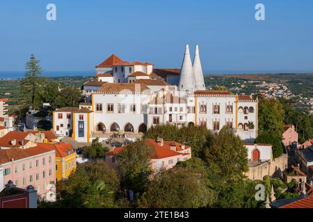 Palazzo Nazionale di Sintra (Palacio Nacional Sintra) nella città di Sintra, Portogallo. Foto Stock