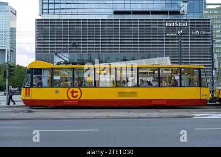 Straßenbahn, tram, Warschau, Woiwodschaft Masowien, Polen *** tram, tram, Varsavia, voivodato di Mazovian, Polonia Foto Stock