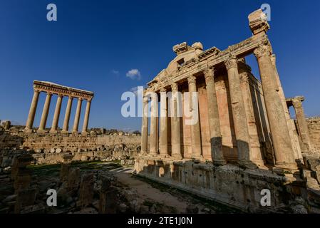 Rovine degli antichi templi romani di Bacco e Giove a Baalbek, Valle di Beqaa, Libano. Tra i più grandi e grandiosi e un sito patrimonio dell'umanità dell'UNESCO Foto Stock