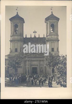 12/31/1929. Chiesa Collegiata di Santa Fe. Crediti: Album / Archivo ABC Foto Stock