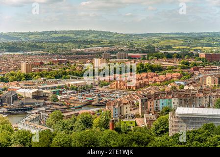 Vista della città di Bristol da Brandon Hill, vista dalla Cabot Tower, Somerset, Inghilterra, Regno Unito Foto Stock