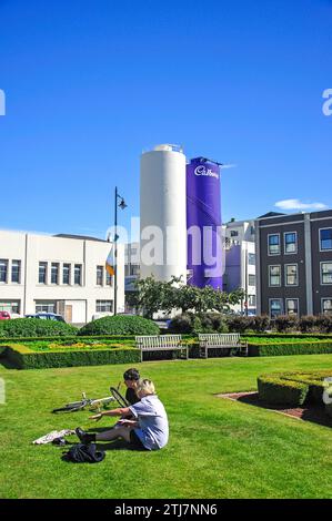 'Cadbury's World' da Anzac Square Gardens, Dunedin, regione di Otago, Isola del Sud, nuova Zelanda Foto Stock