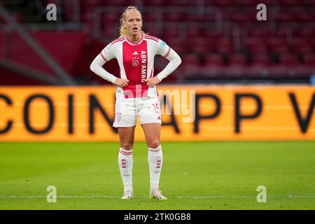 Amsterdam, Paesi Bassi. 20 dicembre 2023. AMSTERDAM, PAESI BASSI - 20 DICEMBRE: Tiny Hoekstra durante la partita di UEFA Women's Champions League tra AFC Ajax e FC Bayern München alla Johan Cruijff Arena il 20 dicembre 2023 ad Amsterdam, Paesi Bassi. (Foto di Patrick Goosen/Orange Pictures) credito: Orange Pics BV/Alamy Live News Foto Stock