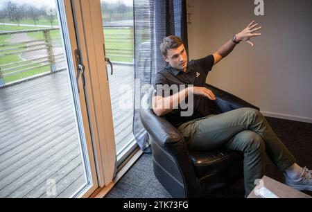 Il golfista svedese Ludvig Åberg ha fotografato durante un'intervista a Eslövs Golfklubb il 20 dicembre 2023. Foto: Johan Nilsson / TT / Code 50090 Foto Stock