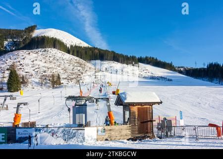 Parco nazionale Gesäuse: Skilift Kaiserau, sci alpino, neve a Gesäuse, Steiermark, Stiria, Austria Foto Stock