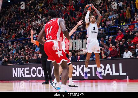 Milano, Italia. 20 dicembre 2023. Edwin Jackson (LDLC Asvel Villeurbanne) durante EA7 Emporio Armani Milano vs LDLC ASVEL Villeurbanne, Basketball Euroleague match a Milano, Italia, 20 dicembre 2023 credito: Independent Photo Agency/Alamy Live News Foto Stock