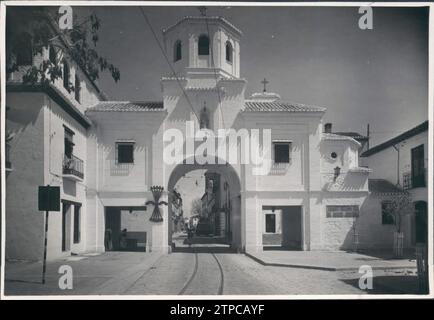 12/31/1949. Facciata posteriore dell'arco della Loja, a Santa Fé. Crediti: Album / Archivo ABC / Manuel Torres Molina Foto Stock