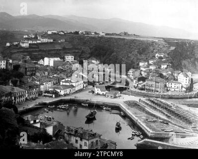 Luarca (Asturie). 1965. Paesaggio portuale della città asturiana. Crediti: Album / Archivo ABC / Álvaro García Pelayo Foto Stock