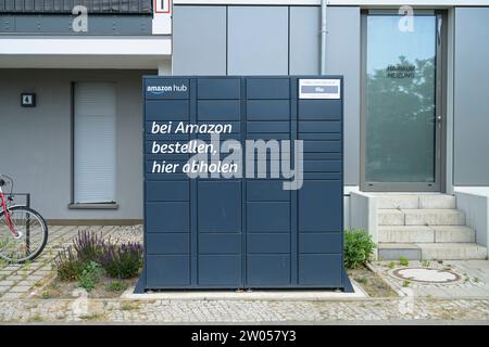 Amazon Locker, Abholstation, Haselhorst, Spandau, Berlino, Deutschland *** didascalia locale *** , Berlino, Deutschland Foto Stock
