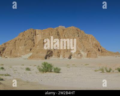 Erodierte Felsen, Berglandschaft im südlichen Sinai zwischen Ain Khudra und Nuwaiba, Ägypten Foto Stock