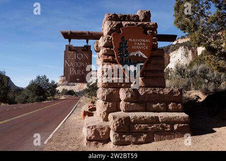 Insegna dello Zion National Park nello Utah, Stati Uniti. Immagine scattata il 10 dicembre 2023. © Belinda Jiao jiao.bilin@gmail.com 07598931257 https://www.belindaji Foto Stock