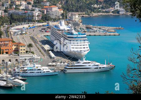 Nave da crociera Pacific Princess (ora Azamara) nel porto di Nizza, Port Lympia, Costa Azzurra, Francia, crociere nel Mediterraneo Foto Stock